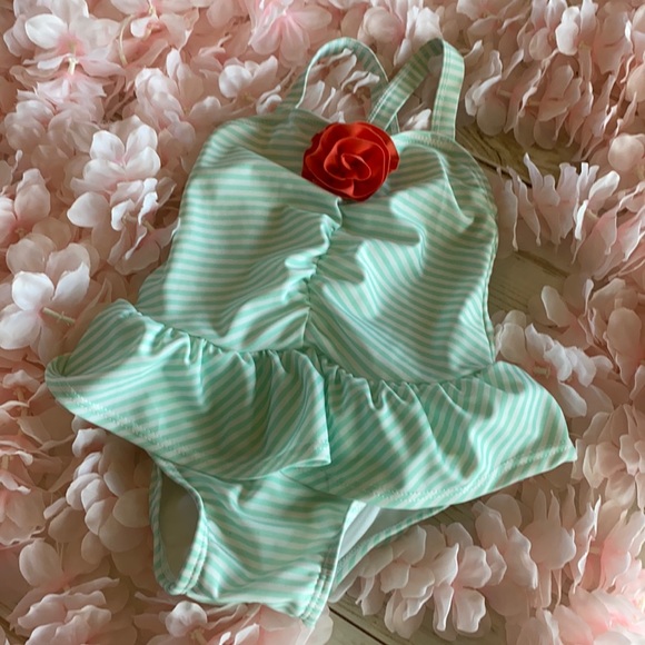 Gymboree - Picture 1 of 2